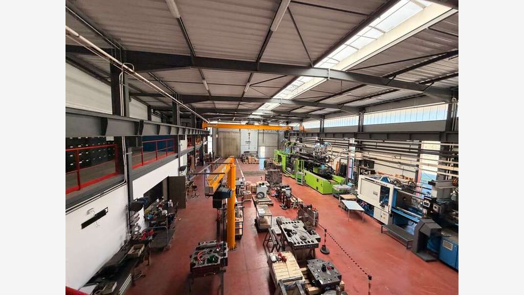 Exclusivité vente 2 bâtiments d'activité Martignat