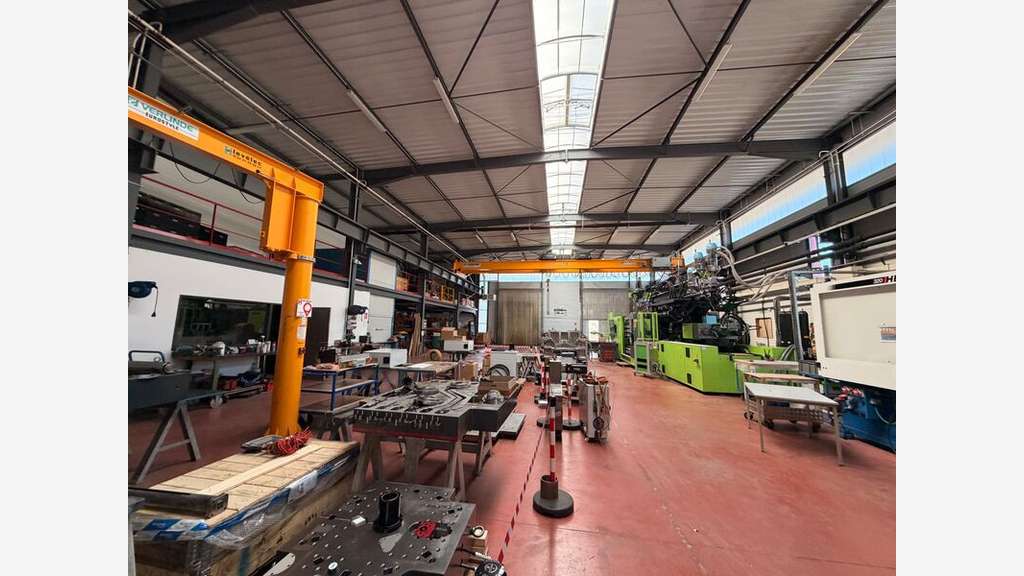 Exclusivité vente 2 bâtiments d'activité Martignat