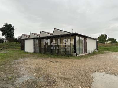 Local d'activités 370m² à vendre à Massieux