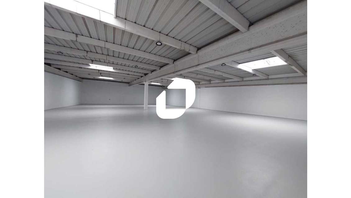 Vente Local d'activité 697m² Maurepas