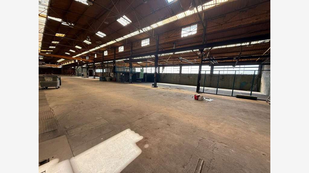 Local d'activités bureaux 3491m² à vendre à Meaux