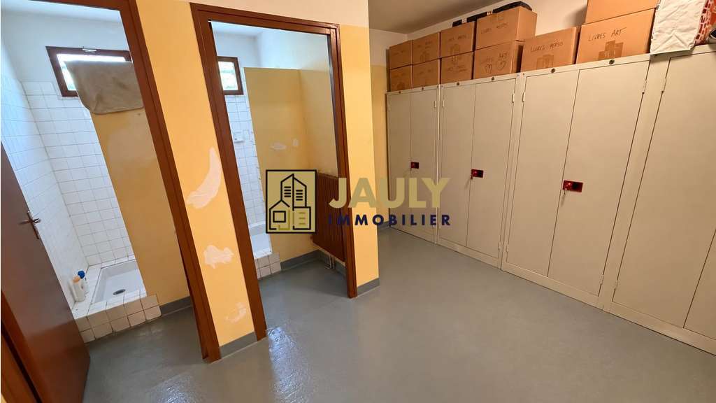 Local artisanal & logement 2415m² de terrain Meaux