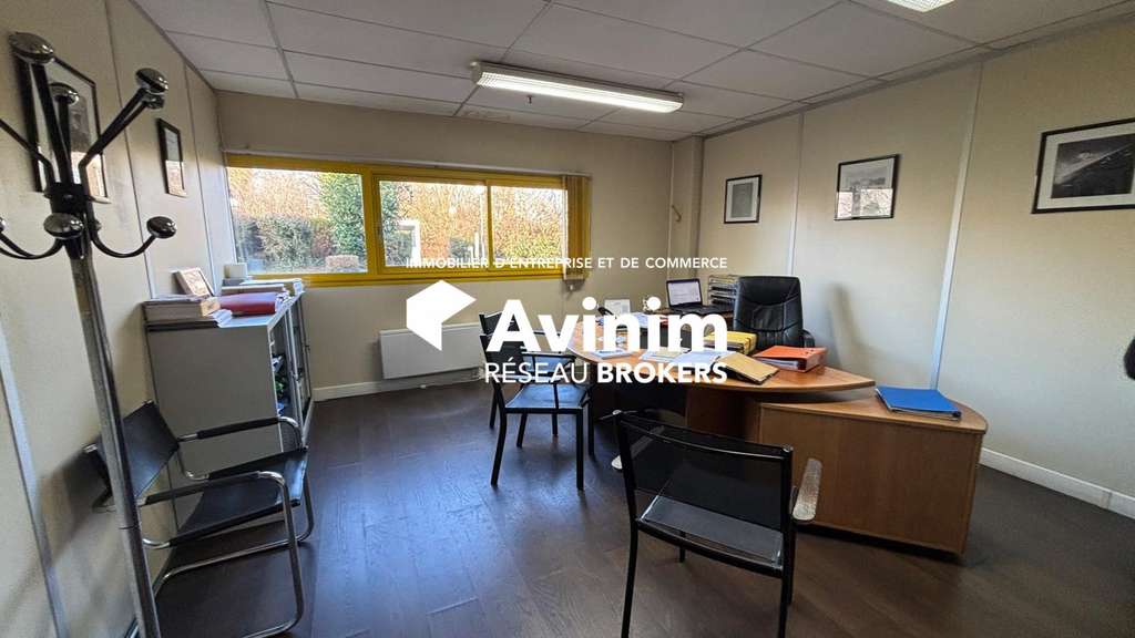 Vente ensemble industriel & logistique à Mélamare