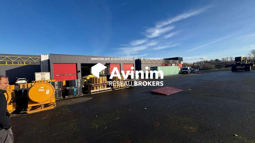 Vente ensemble industriel & logistique à Mélamare