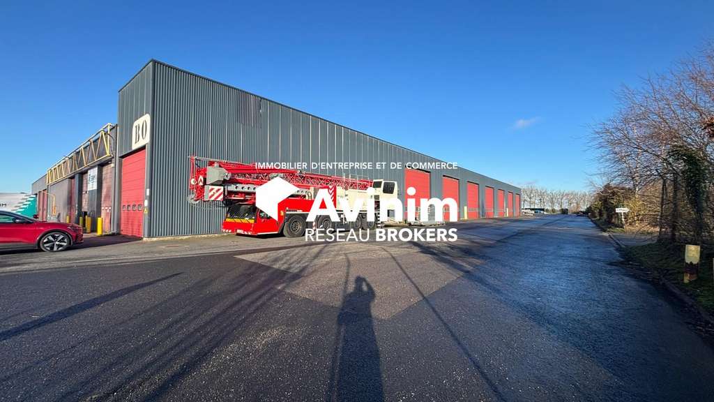 Vente ensemble industriel & logistique à Mélamare