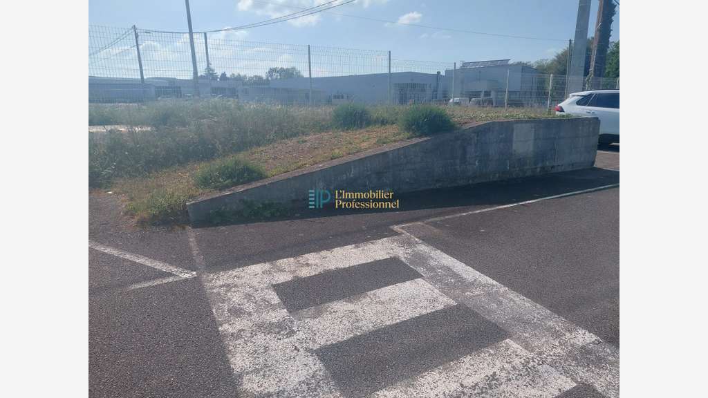 Vente entrepôt 6970m² ZA de Concarneau