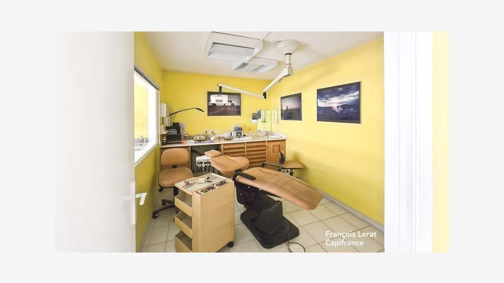 A vendre murs locaux professionnels 83m² à Menton