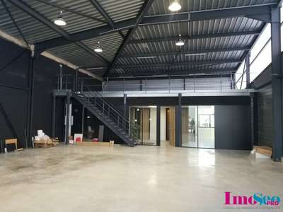 Entrepôt de 370m² à vendre à Mérignac Ecchobloc