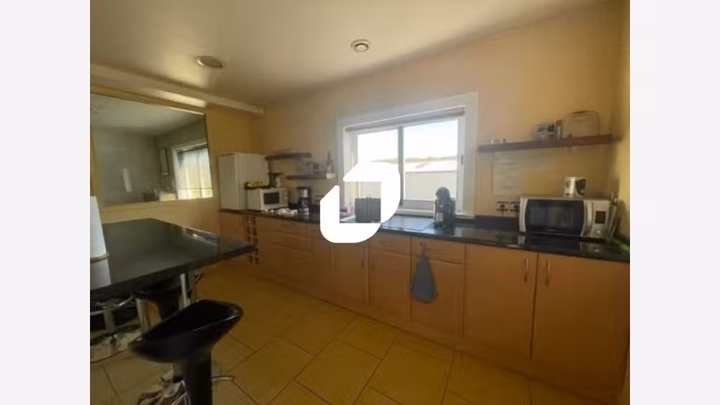 Vente Local d'activité 1107m² Mery sur oise