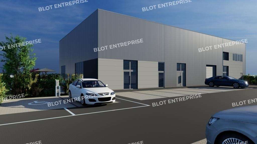 A vendre local d'activités 130m² à Miniac-Morvan