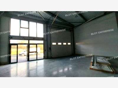Vente cellule d'activités de 171m² à Miniac Morvan
