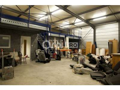 Vente Locaux d'activités - Entrepôts à Mions