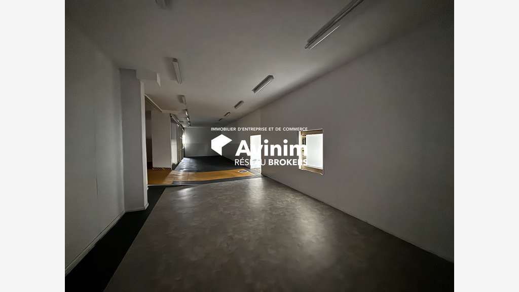 Vente local industriel 2595m² à Miserey-Salines