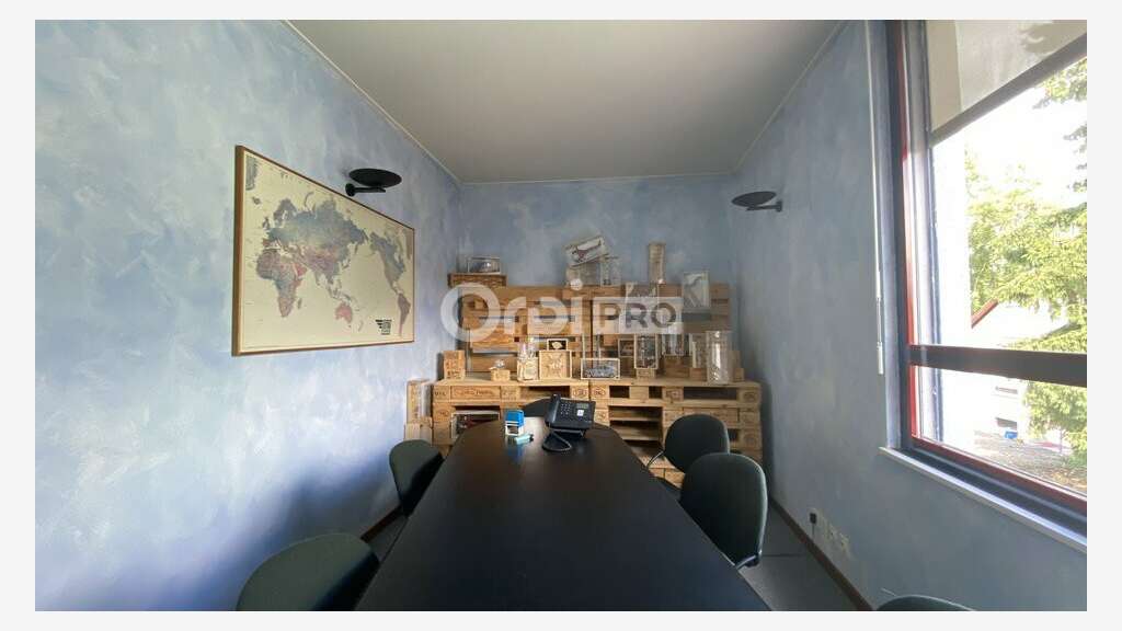 AV local d'activité 2200m² Mittelwihr cep d'Alsace