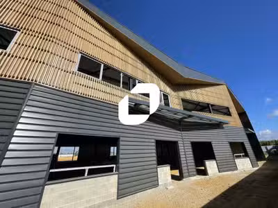 Vente Local d'activité 2222m² Moissy cramayel