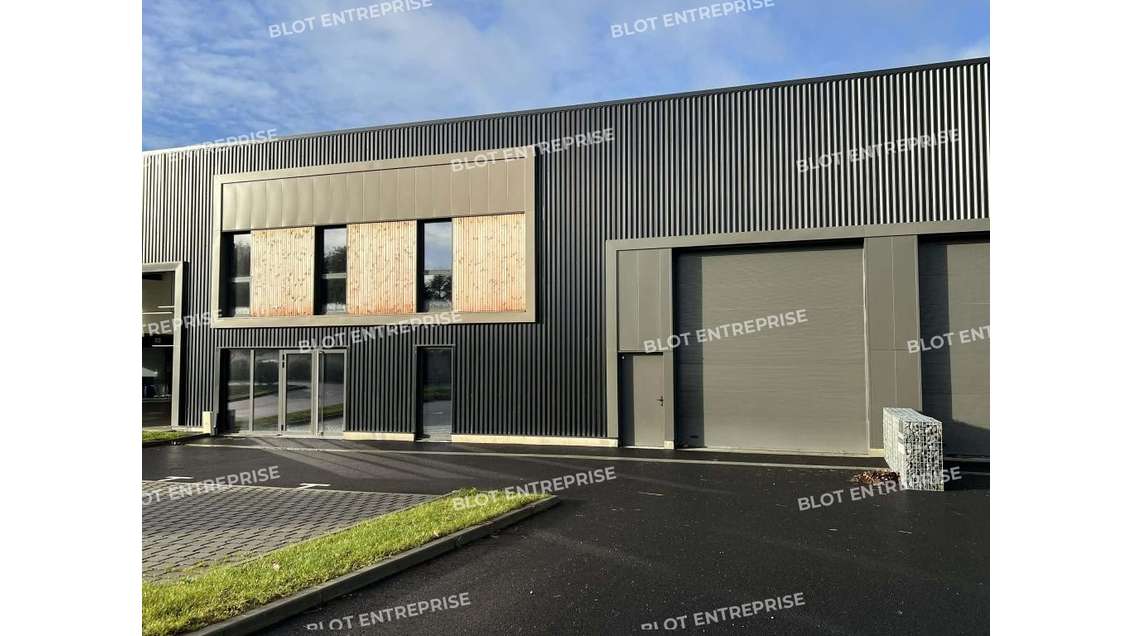 AV cellule d'activités 500m² Montauban-de-Bretagne