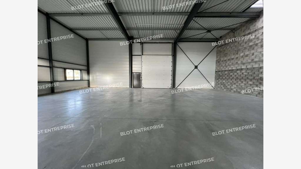 AV cellule d'activités 500m² Montauban-de-Bretagne