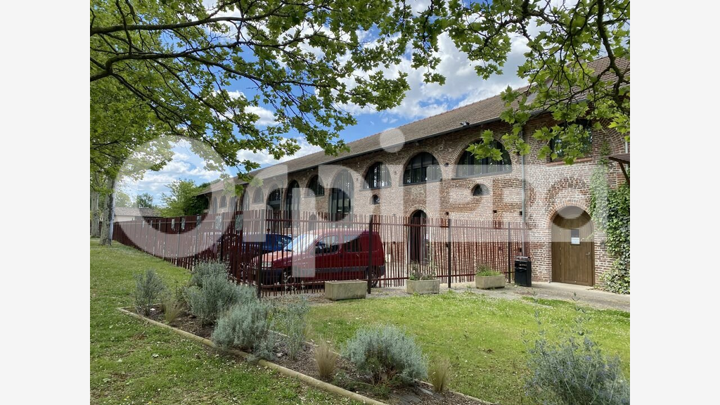 Cède bâtiment de caractère 280m² Montech centre