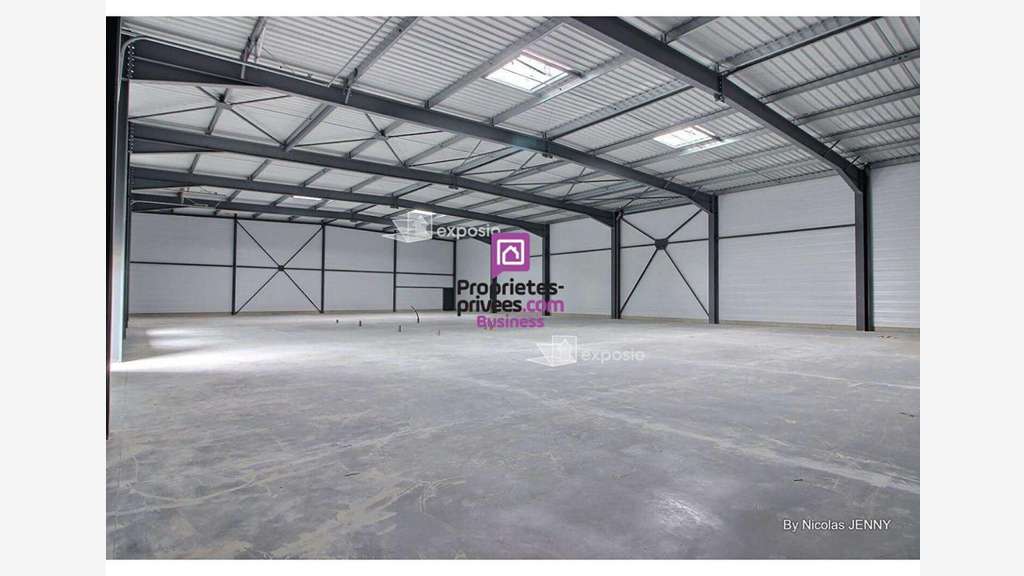 AV entrepôt neufs 4210m² empl N°1 à Montélimar