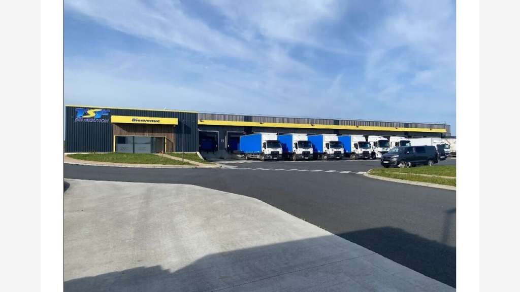 AV entrepôt logistique de 2 000m² à Montierchaume