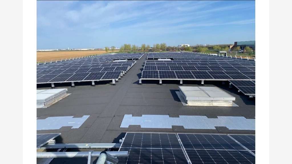 AV entrepôt logistique de 2 000m² à Montierchaume