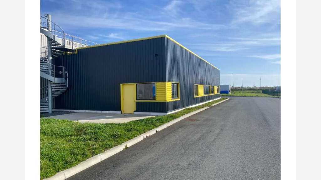 AV entrepôt logistique de 2 000m² à Montierchaume