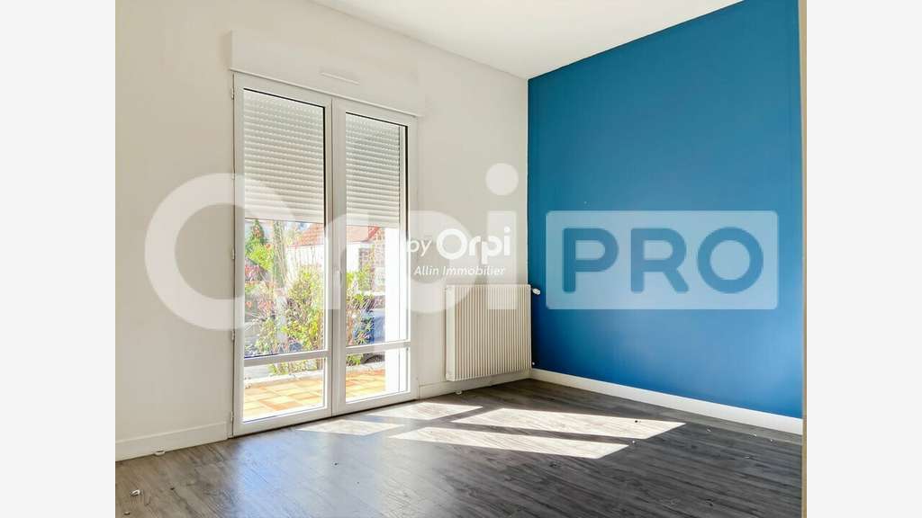 Vente local professionnel 159m² à Montluçon