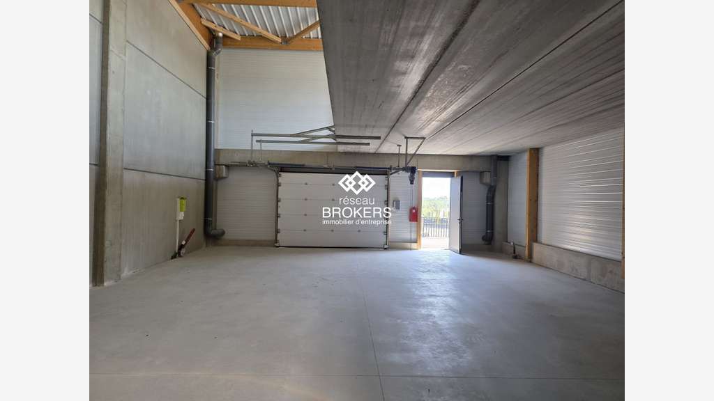 Local d'activité 349,55m² 10 min Ouest Montpellier