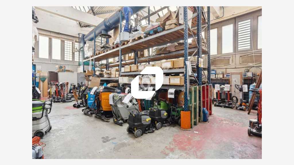 Vente Local d'activité 2858m² Montreuil