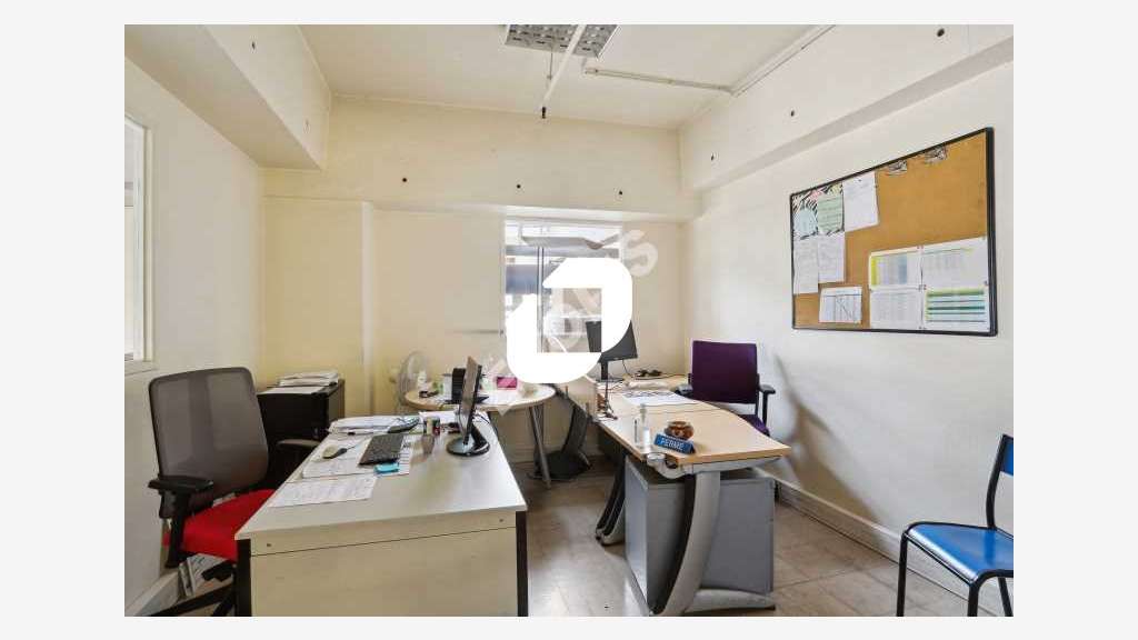 Vente Local d'activité 2858m² Montreuil