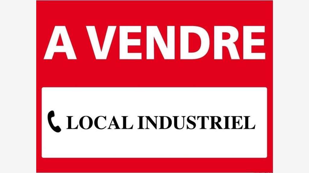 Local industriel 900m² à vendre à Mouans-Sartoux
