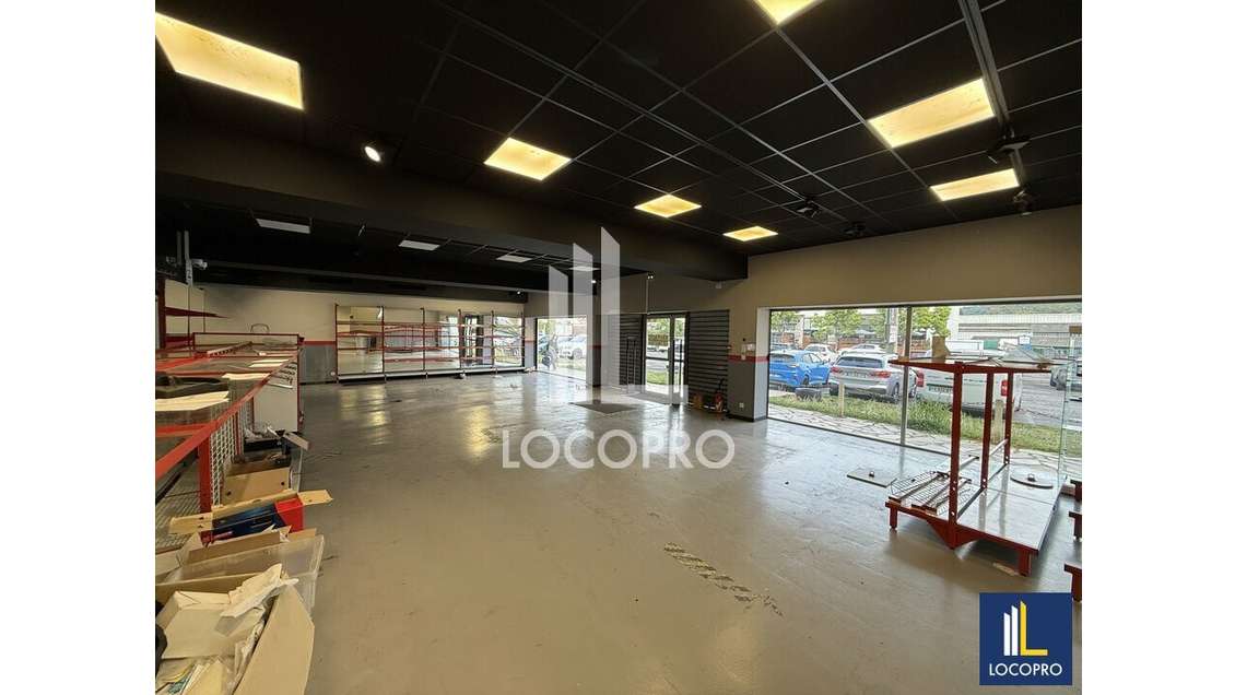 Le cabinet LOCOPRO vous propose à la vente un 