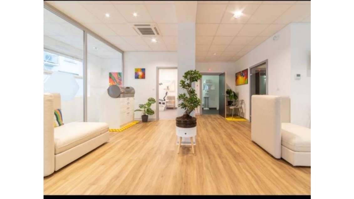Vente local commercial 400m² rue de Lyon, Mulhouse