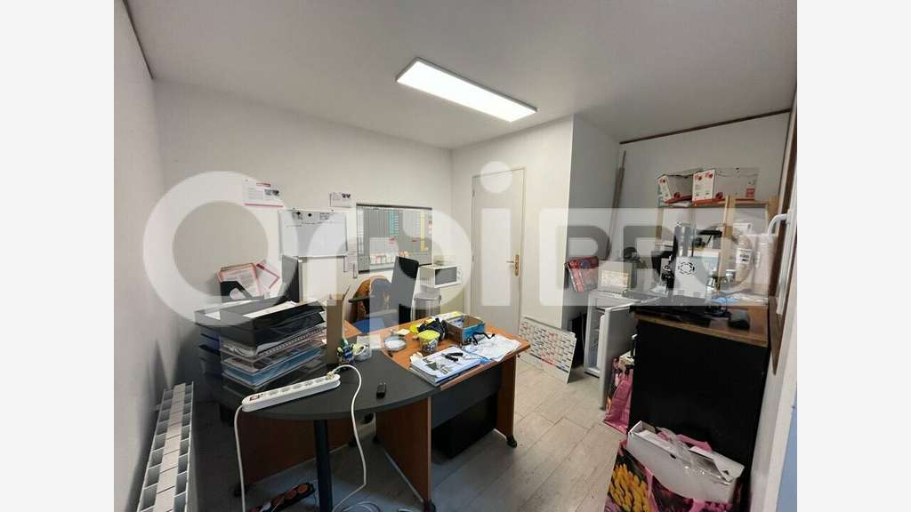 Local d'activité de 109m² à vendre à Nangis