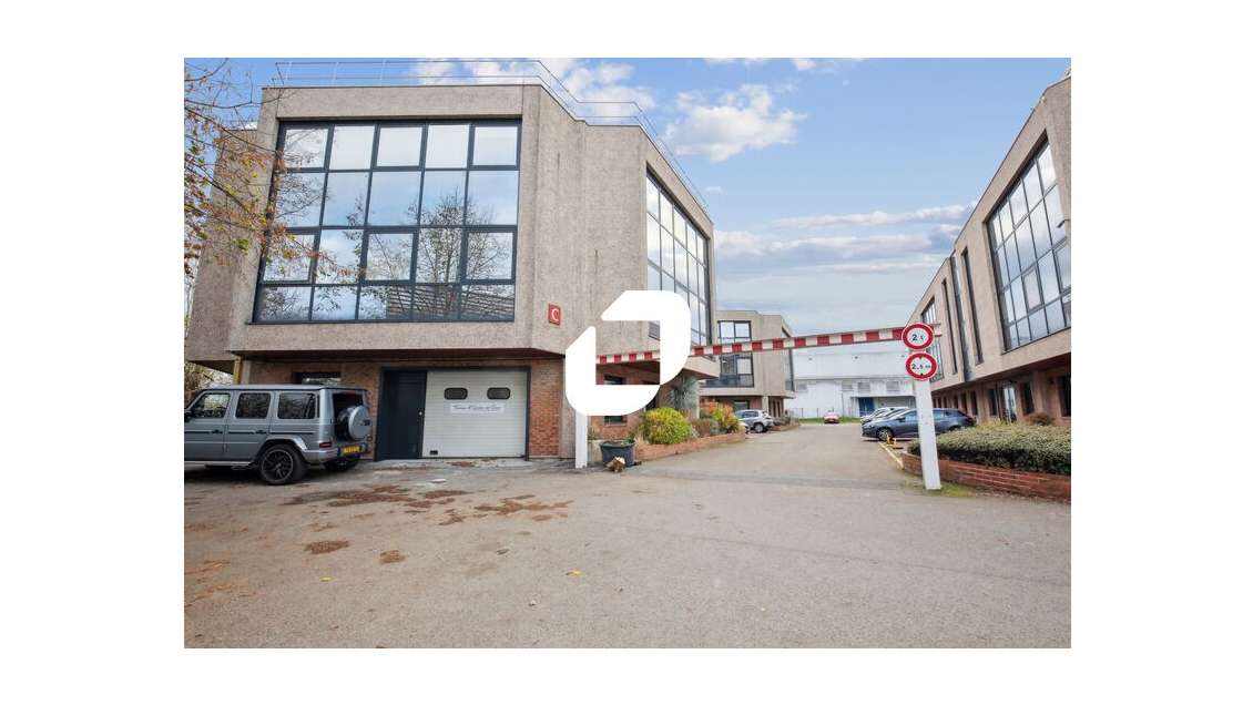 Vente Local d'activité 343m² Nanterre