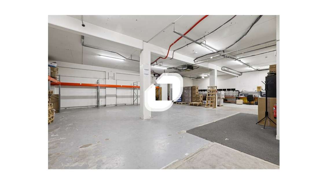 Vente Local d'activité 472m² Nanterre