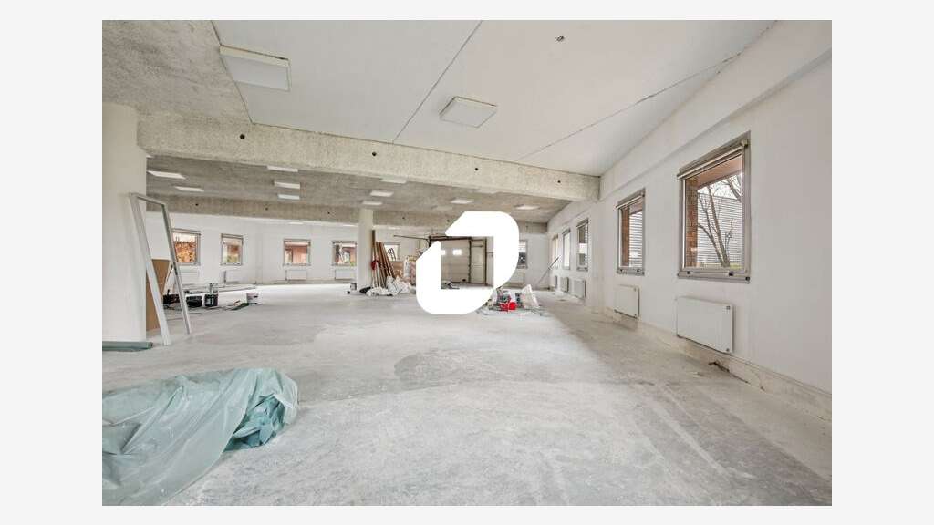 Vente Local d'activité 343m² Nanterre