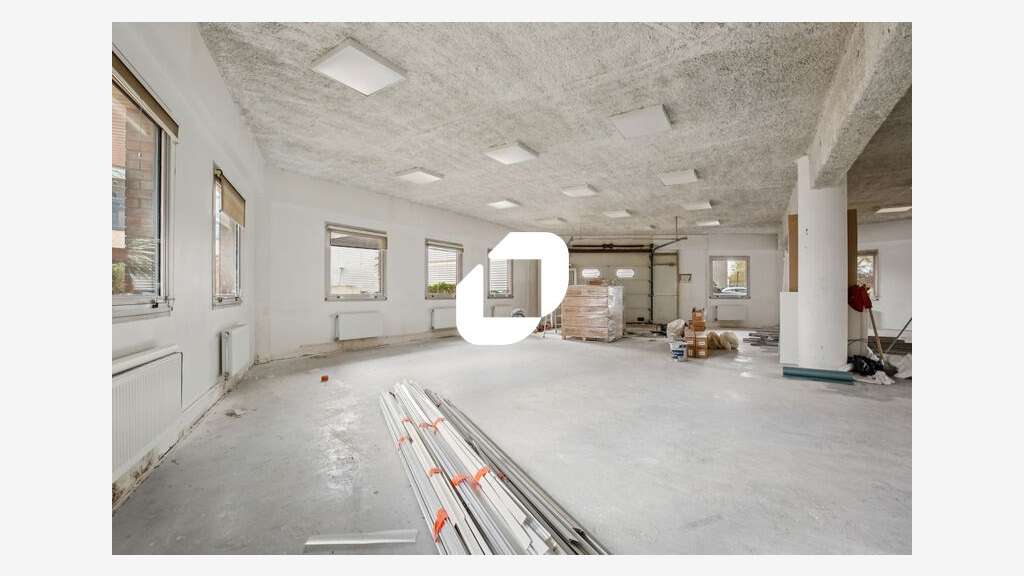 Vente Local d'activité 343m² Nanterre