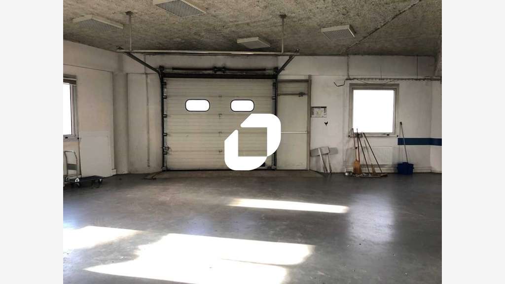 Vente Local d'activité 343m² Nanterre