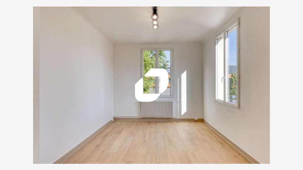 Vente Local d'activité 239m² Nanterre