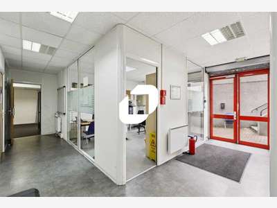 Vente Local d'activité 767m² Nanterre