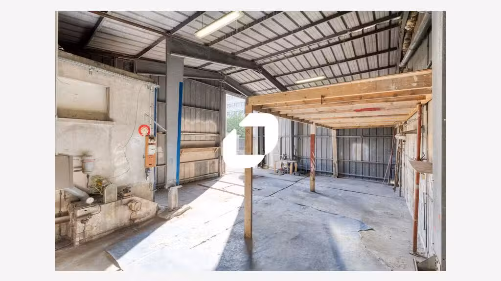 Vente Local d'activité 239m² Nanterre