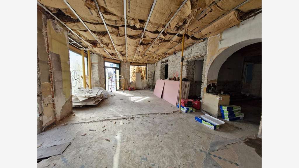 Murs libres 145m² à vendre à Nantes Gare Nord