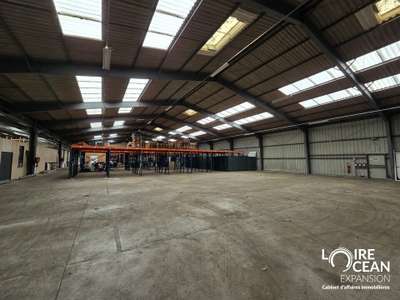 Vente ensemble immobilier d'activité 3332m² Nantes