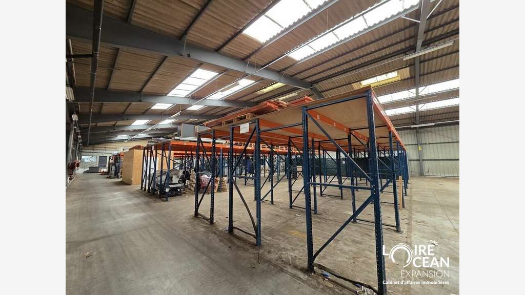 Vente ensemble immobilier d'activité 3332m² Nantes