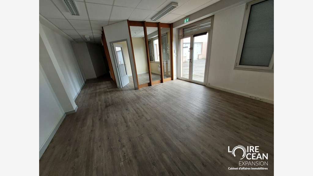 A vendre locaux professionnels 394m² à Nantes