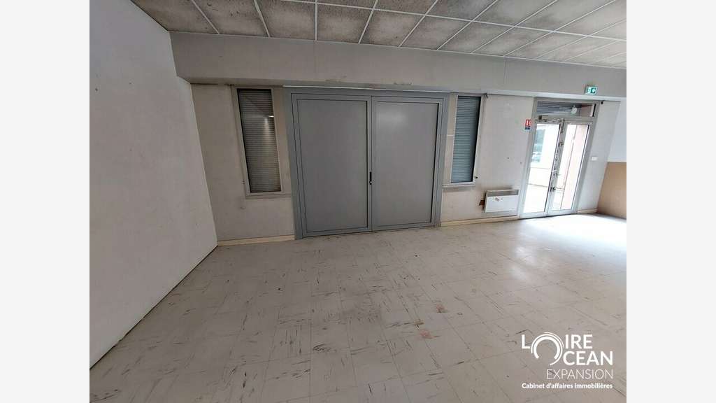 A vendre locaux professionnels 394m² à Nantes
