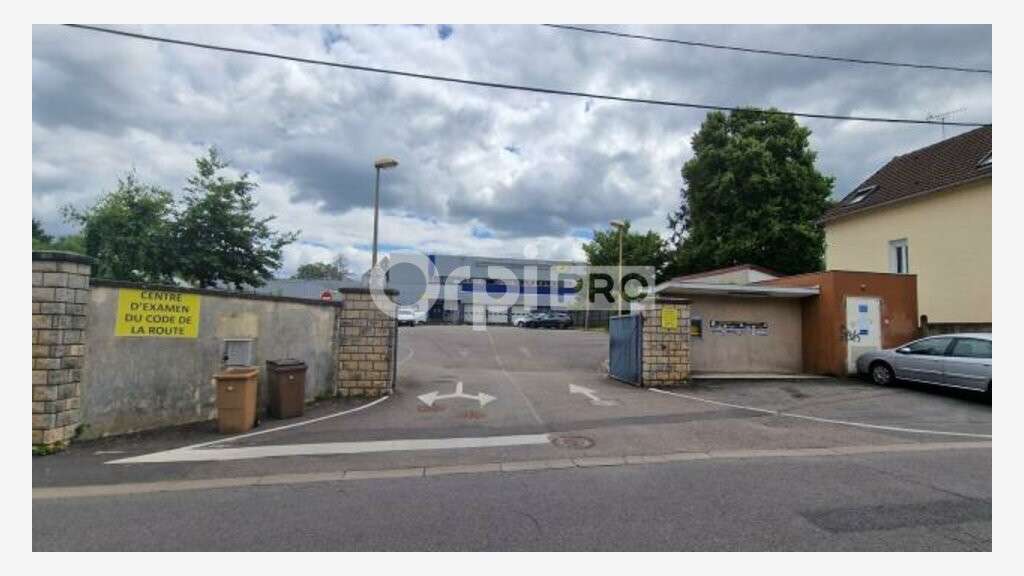 Vente local spécial investisseur à Nevers