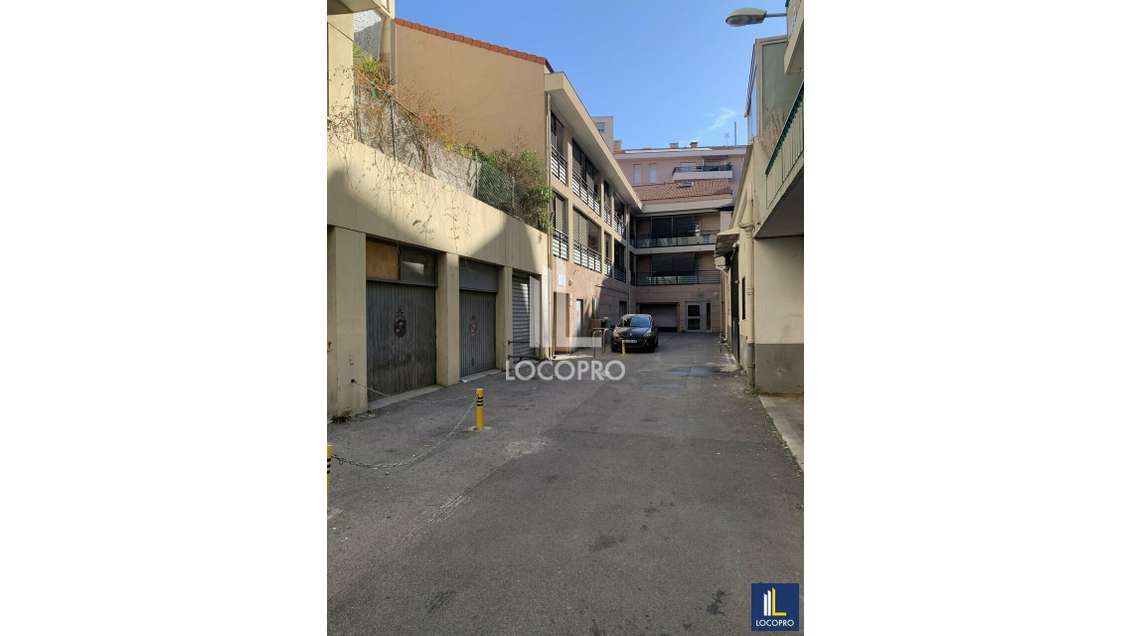 Vente local d'activité 137m² proche centre de Nice
