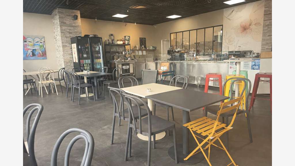 DAB 100m² idéal franchise ou grande enseigne Nice